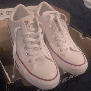 COPY - Size 8 Converse Allstar sneakers